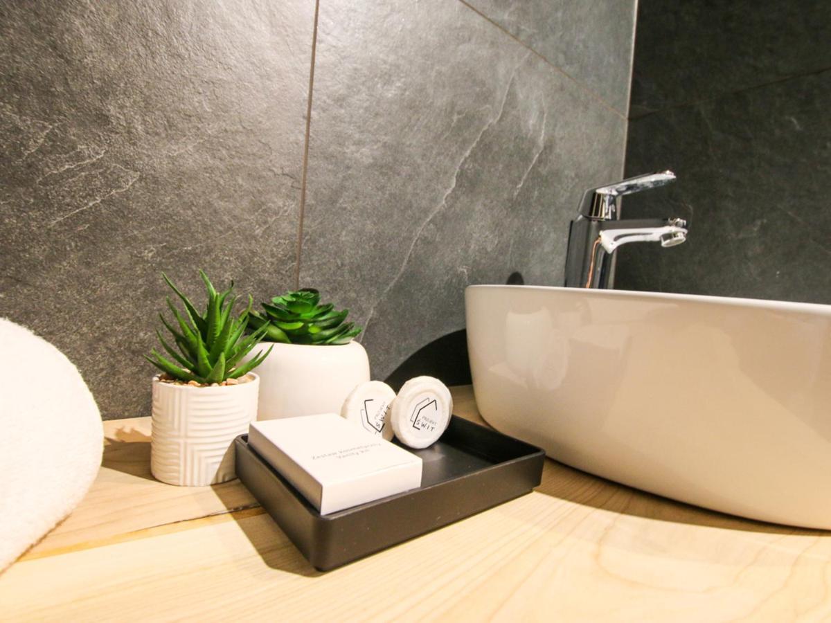 Projekt Swit - Domki Z Prywatna Jacuzzi I Sauna เชอวีซ ภายนอก รูปภาพ
